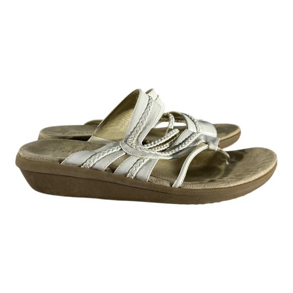 Wearever Shoes - Wear Ever Freeda White Wedge Sandals Women’s Thongs Shoes 10M Slip On